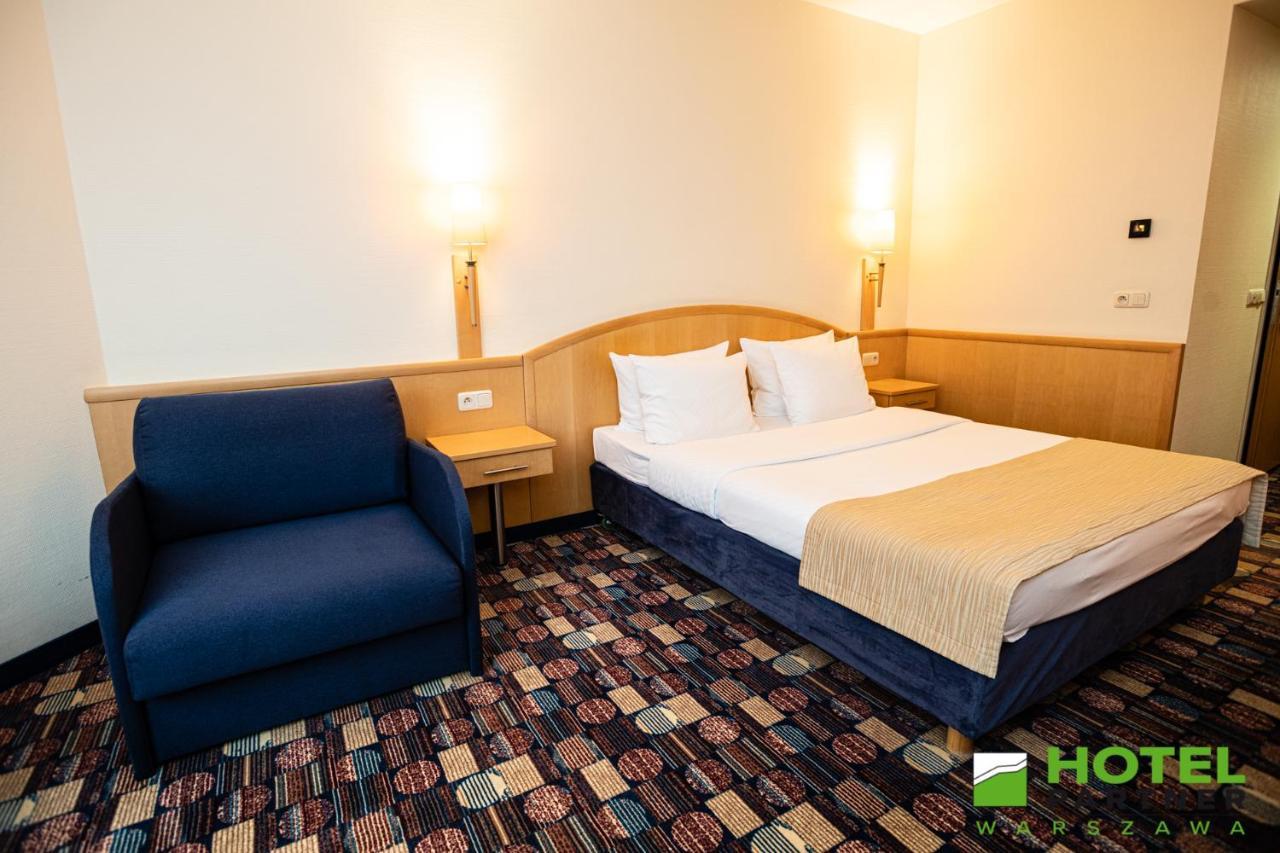Hotel Partner Varsó Kültér fotó