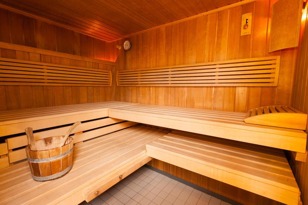 Hotel Partner Varsó Kültér fotó