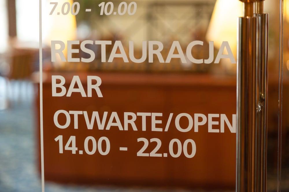 Hotel Partner Varsó Kültér fotó